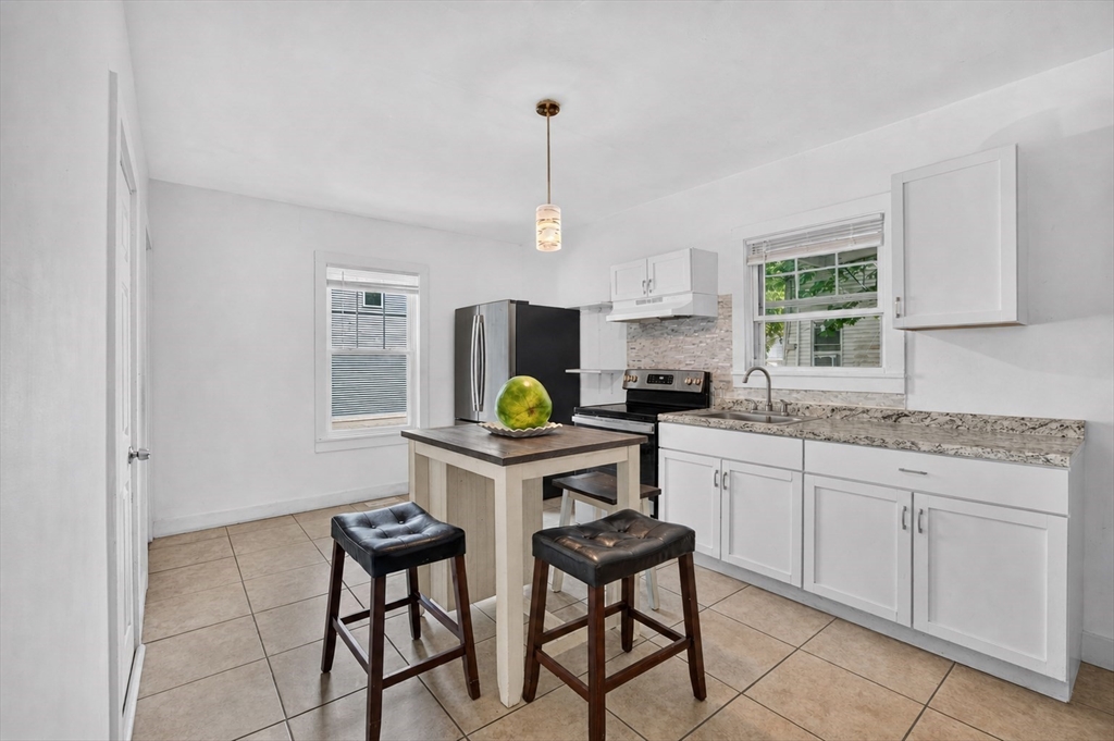 19 Huss Court, Lynn, MA Photo #5