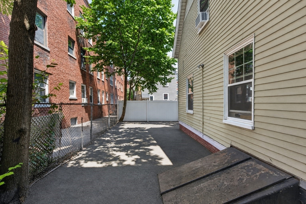 19 Huss Court, Lynn, MA Photo #21