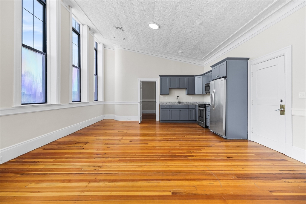 202 Broadway 31