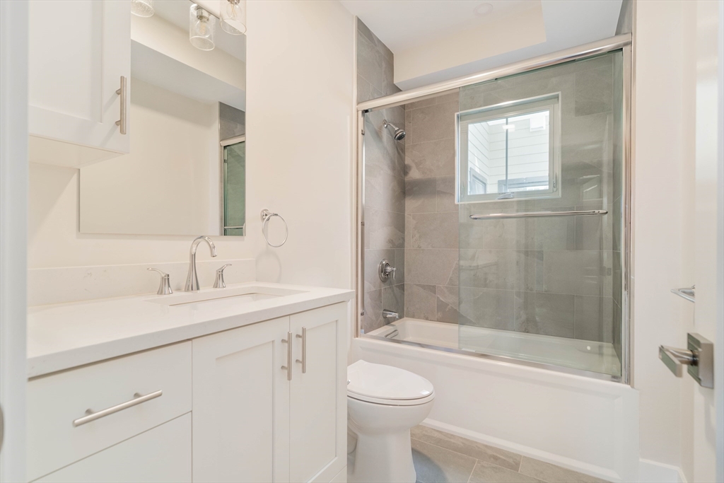 Boston, Massachusetts 02119, United States, 2 Bedrooms Bedrooms, ,2 BathroomsBathrooms,Residential,Pending,112995