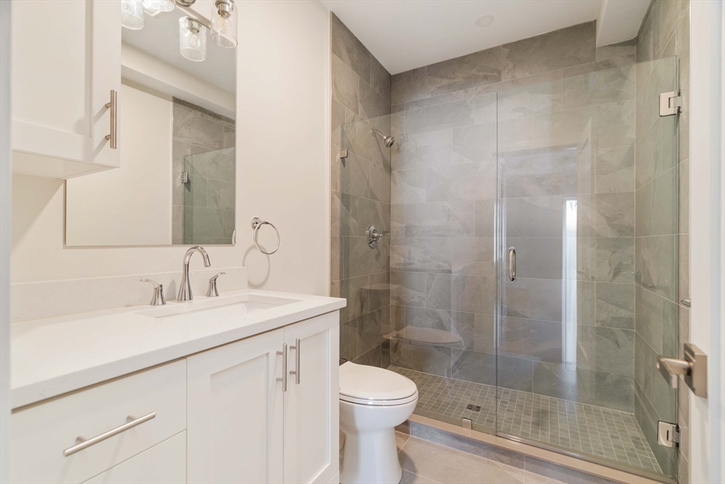 Boston, Massachusetts 02119, United States, 2 Bedrooms Bedrooms, ,2 BathroomsBathrooms,Residential,Pending,112995