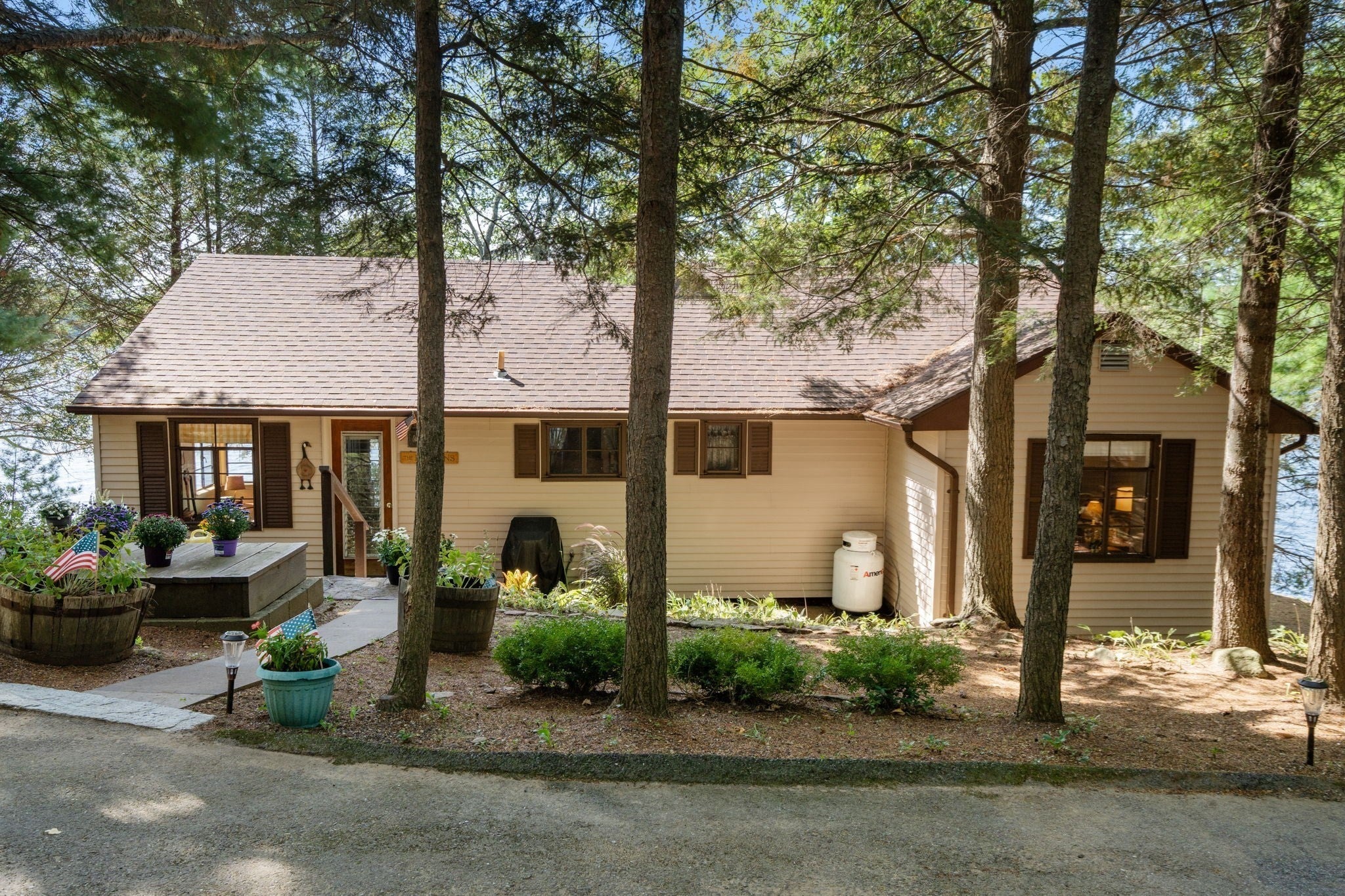 26 Barry Dr, Holland, MA, 26 Barry Dr, Holland, MA Photo #3