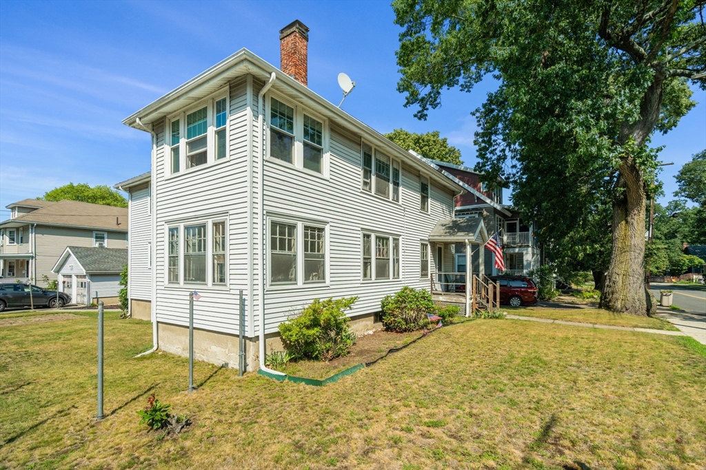 289 Auburndale Ave
