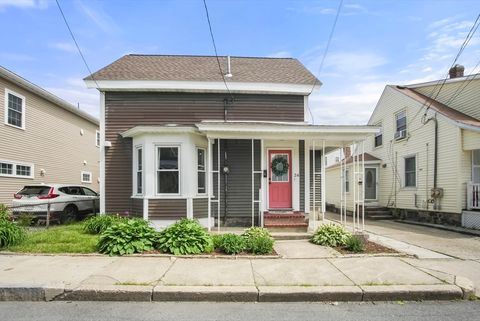 24 Everett St Woburn MA 01801