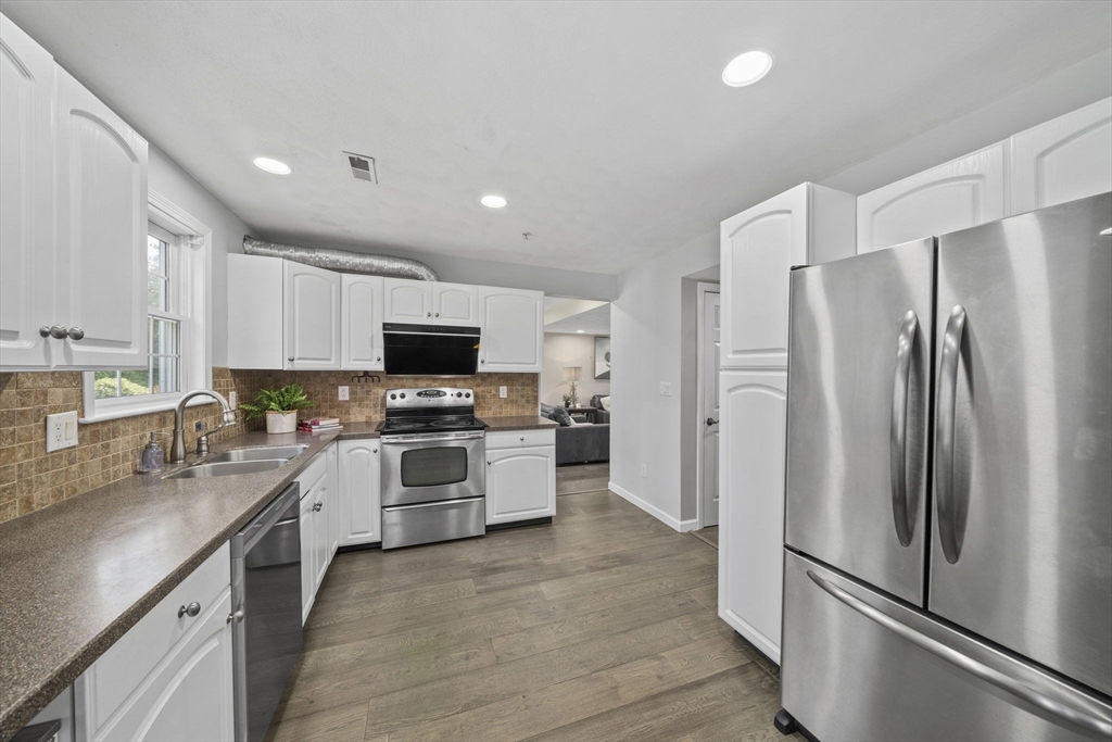 24 Pelican Dr 24