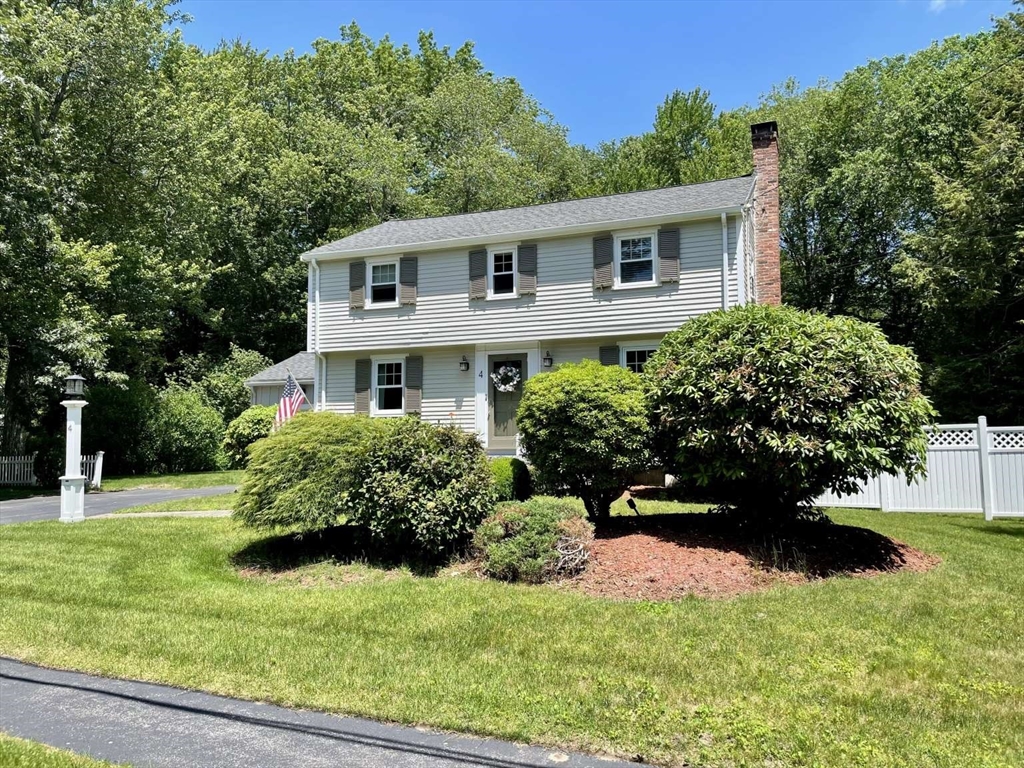 4 Hickory Lane