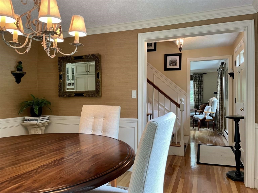 4 Hickory Lane