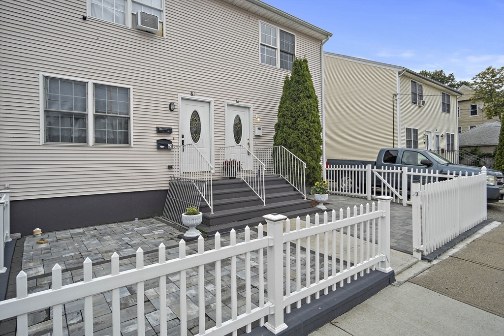 61 Orchard St 61