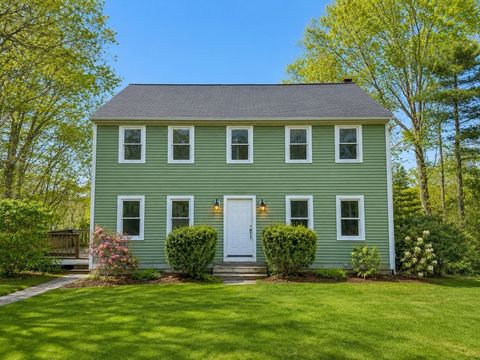 Photo of 111 Snow St, Hanson, MA 02341 (MLS # 73520285)