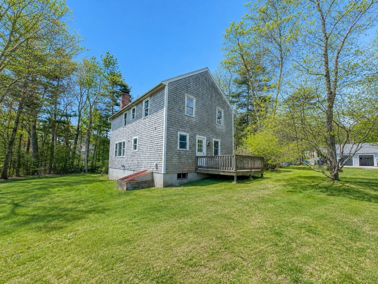 111 Snow St