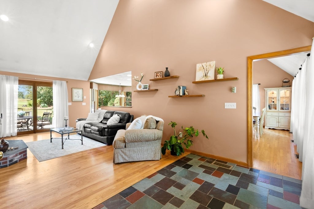 300 E Broadway, Haverhill, MA, 300 E Broadway, Haverhill, MA Photo #10