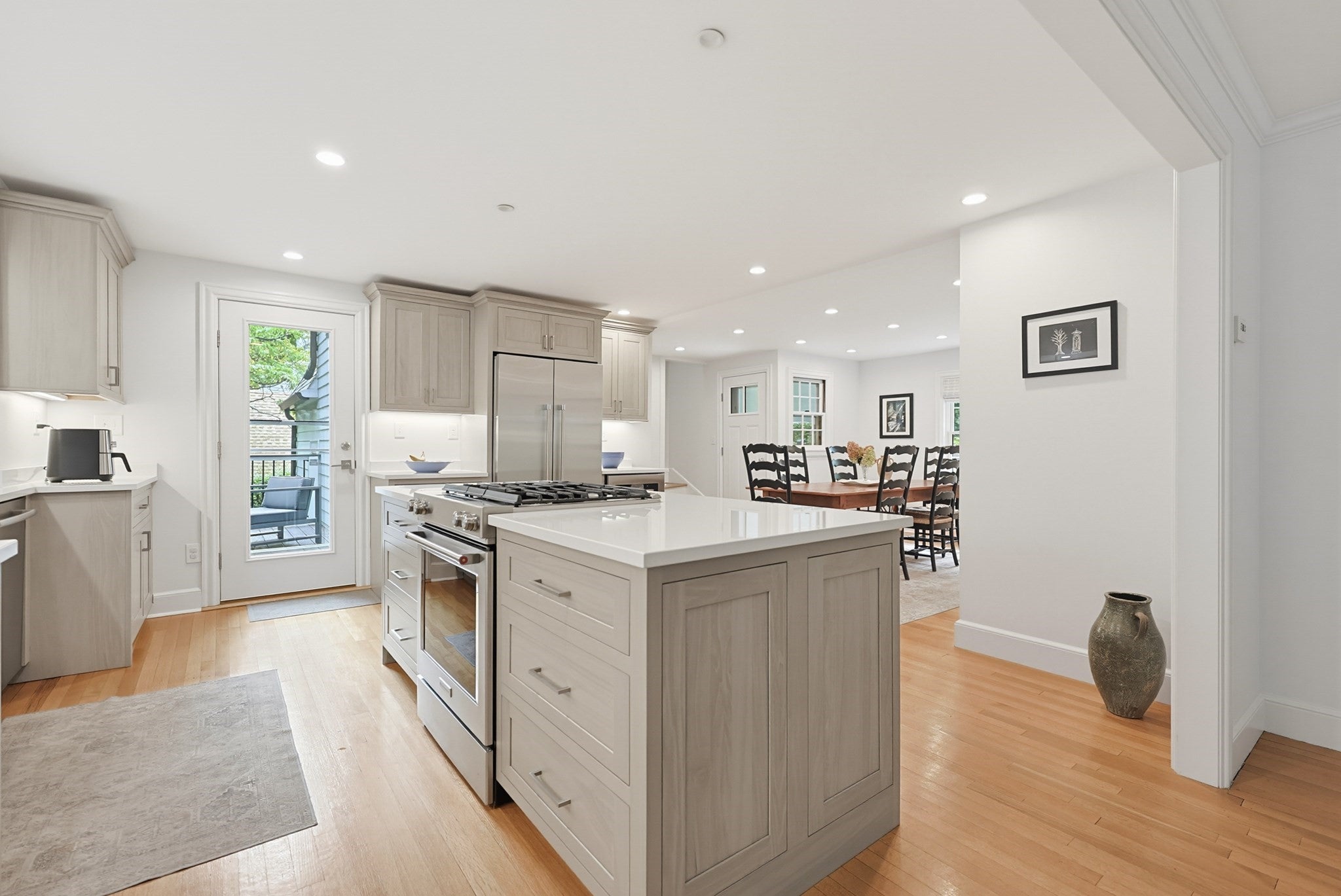 28 Drury Ln, Worcester, MA, 28 Drury Ln, Worcester, MA Photo #7