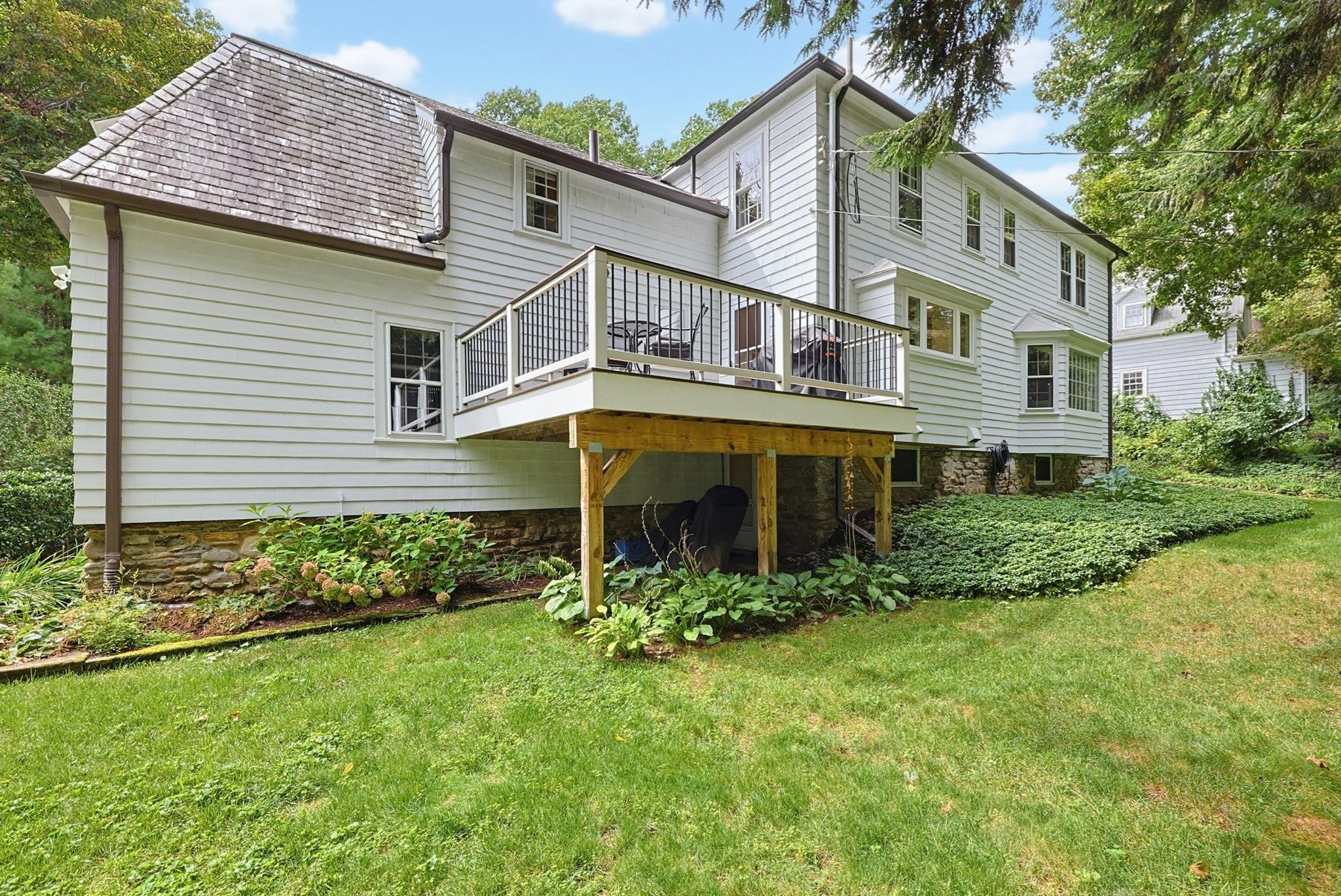 28 Drury Ln, Worcester, MA, 28 Drury Ln, Worcester, MA Photo #39
