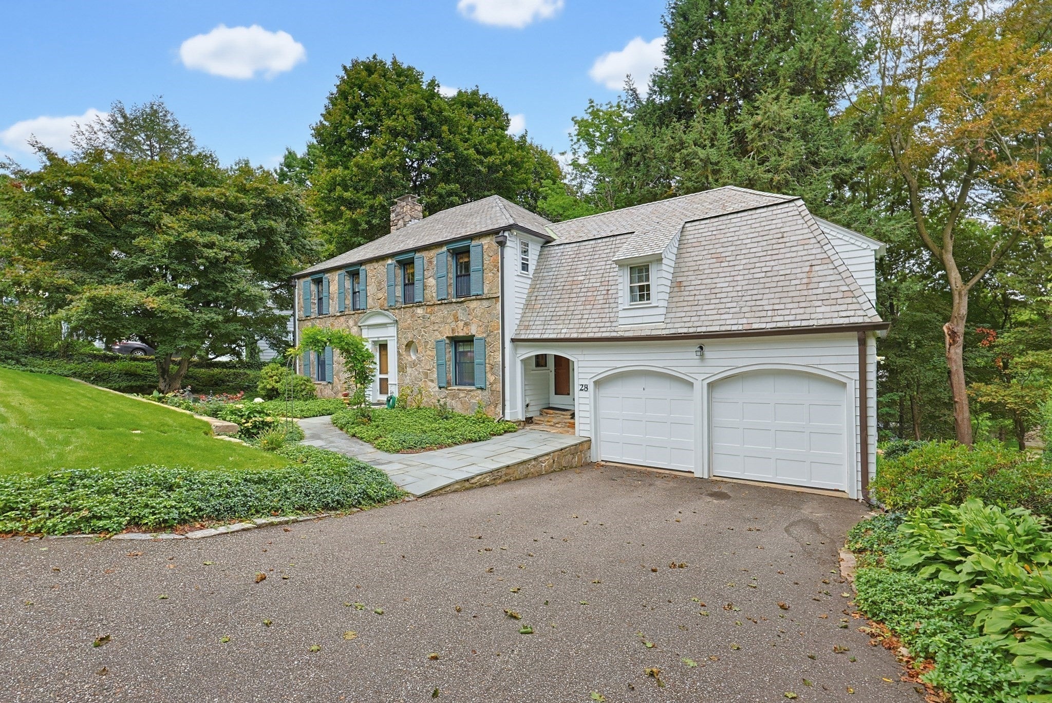 28 Drury Ln, Worcester, MA, 28 Drury Ln, Worcester, MA Photo #4
