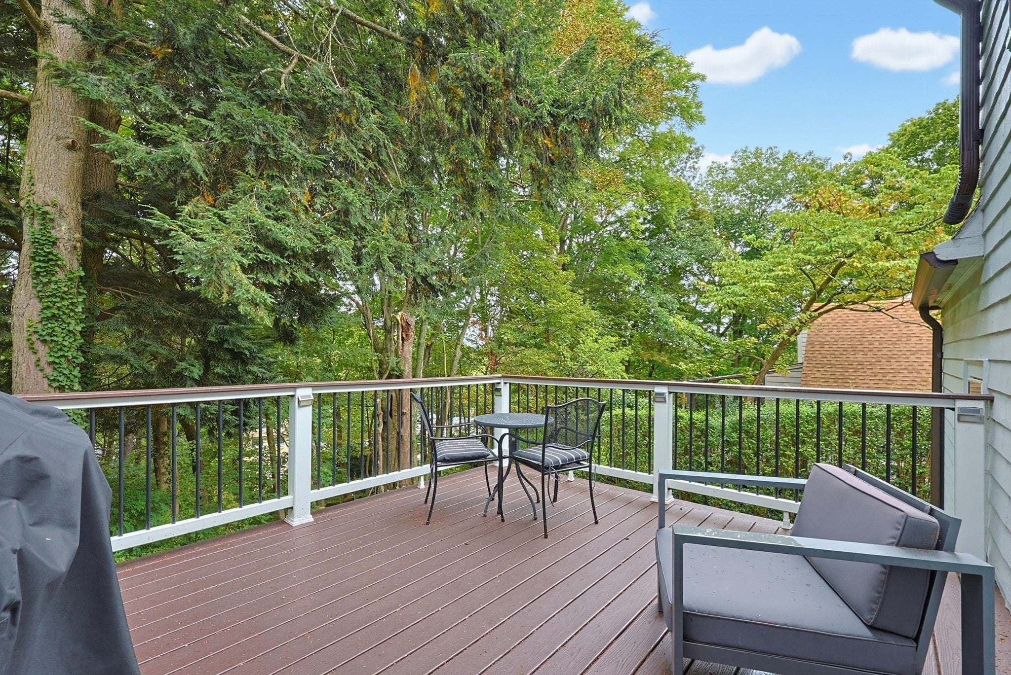 28 Drury Ln, Worcester, MA, 28 Drury Ln, Worcester, MA Photo #37