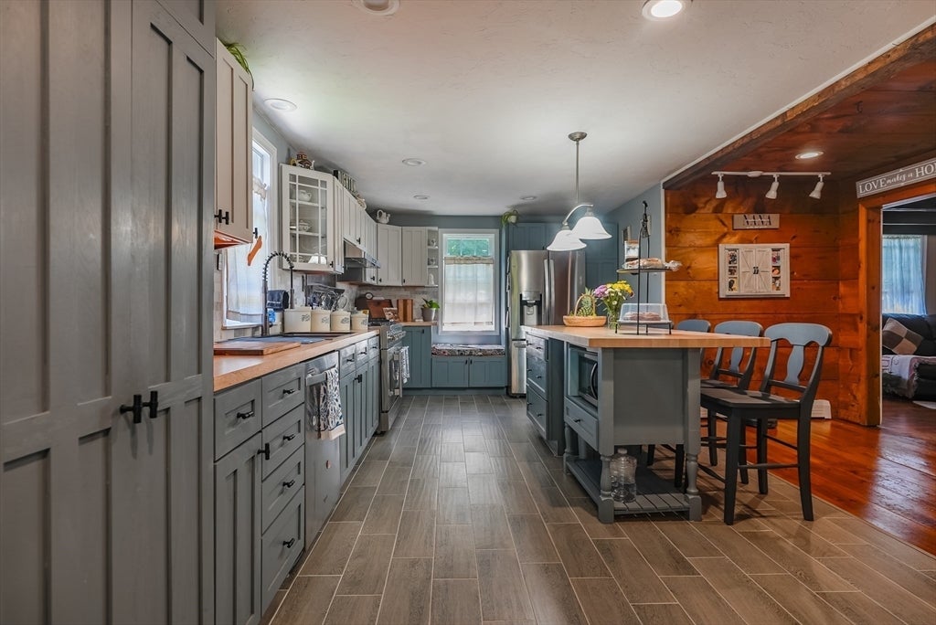 1746 Cedar St, Dighton, MA, 1746 Cedar St, Dighton, MA Photo #8