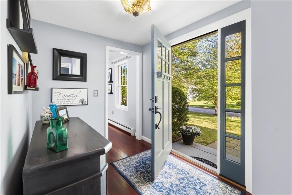 24 Hill Farm Rd