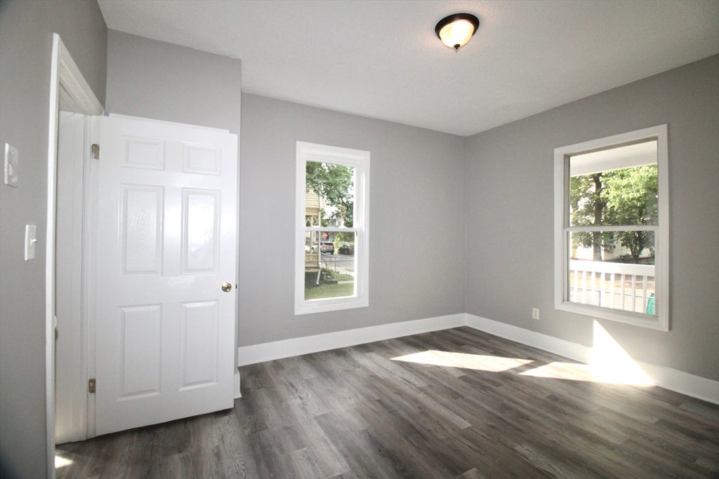 129 Catharine St, Springfield, MA Photo #12