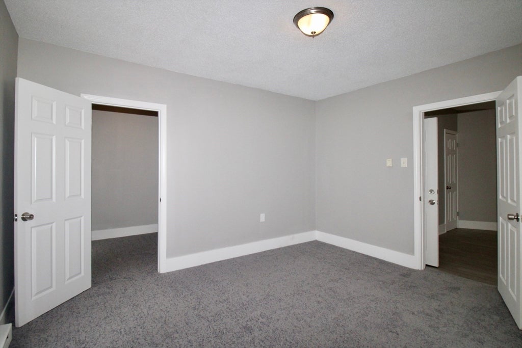 129 Catharine St, Springfield, MA Photo #15