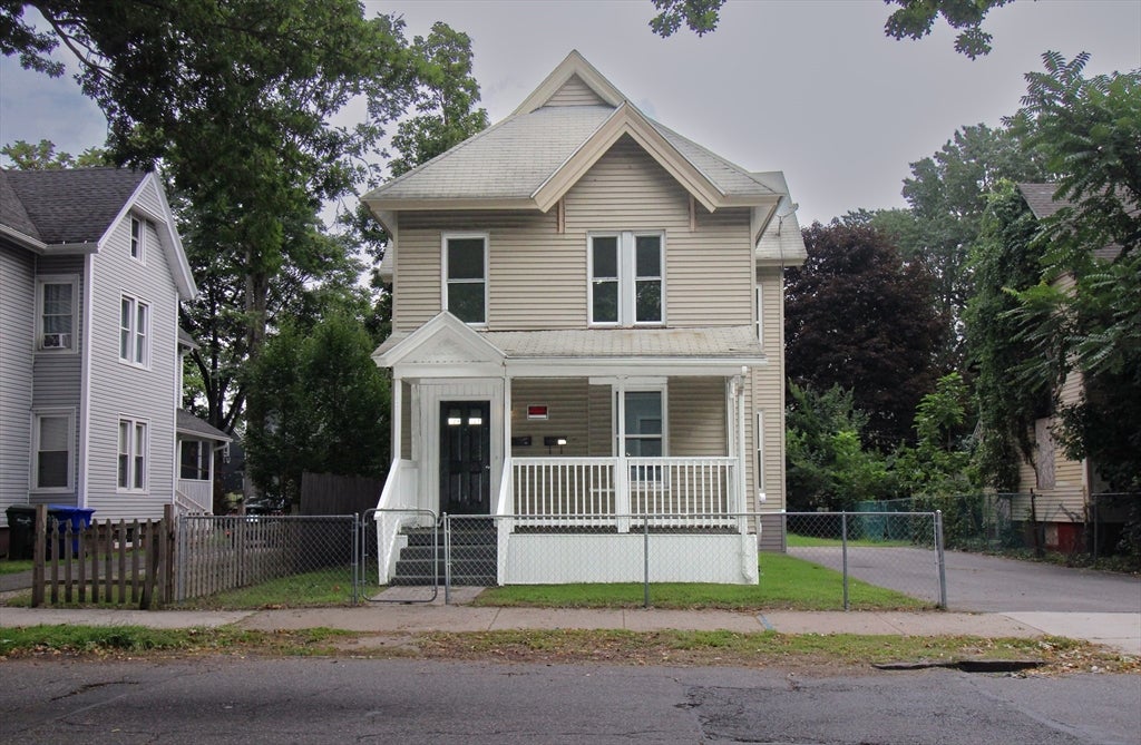 129 Catharine St, Springfield, MA Photo #3