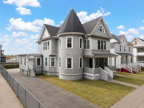 Photo of 417-419 Sumner Ave, Springfield, MA 01108 (MLS # 73571735)