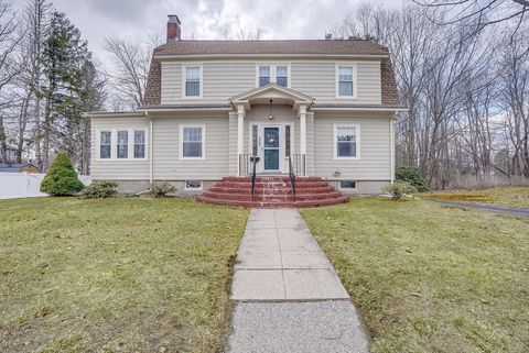 122 School Street Winchendon MA 01475