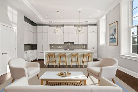 20 Mechanic Square 2 Marblehead MA 01945