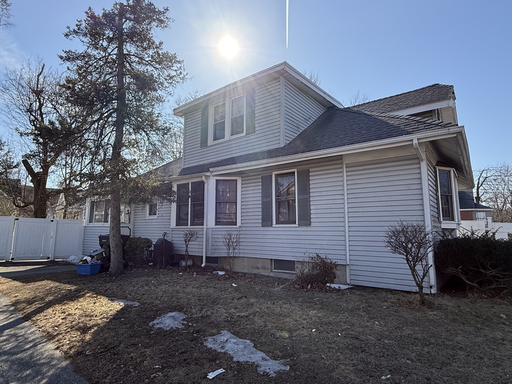 8 Quirk Ave