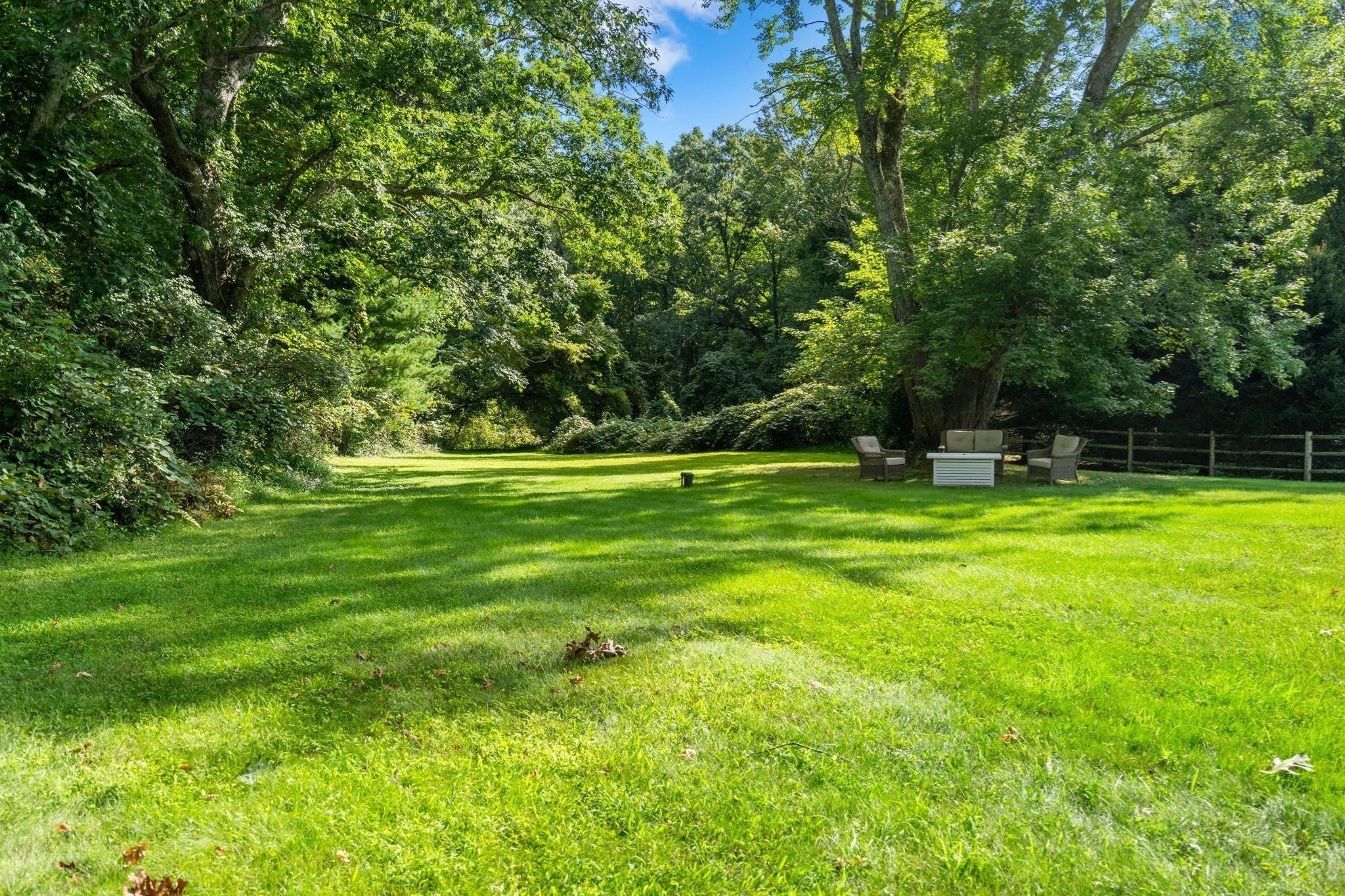 10 Circle Dr, Dover, MA Photo #34