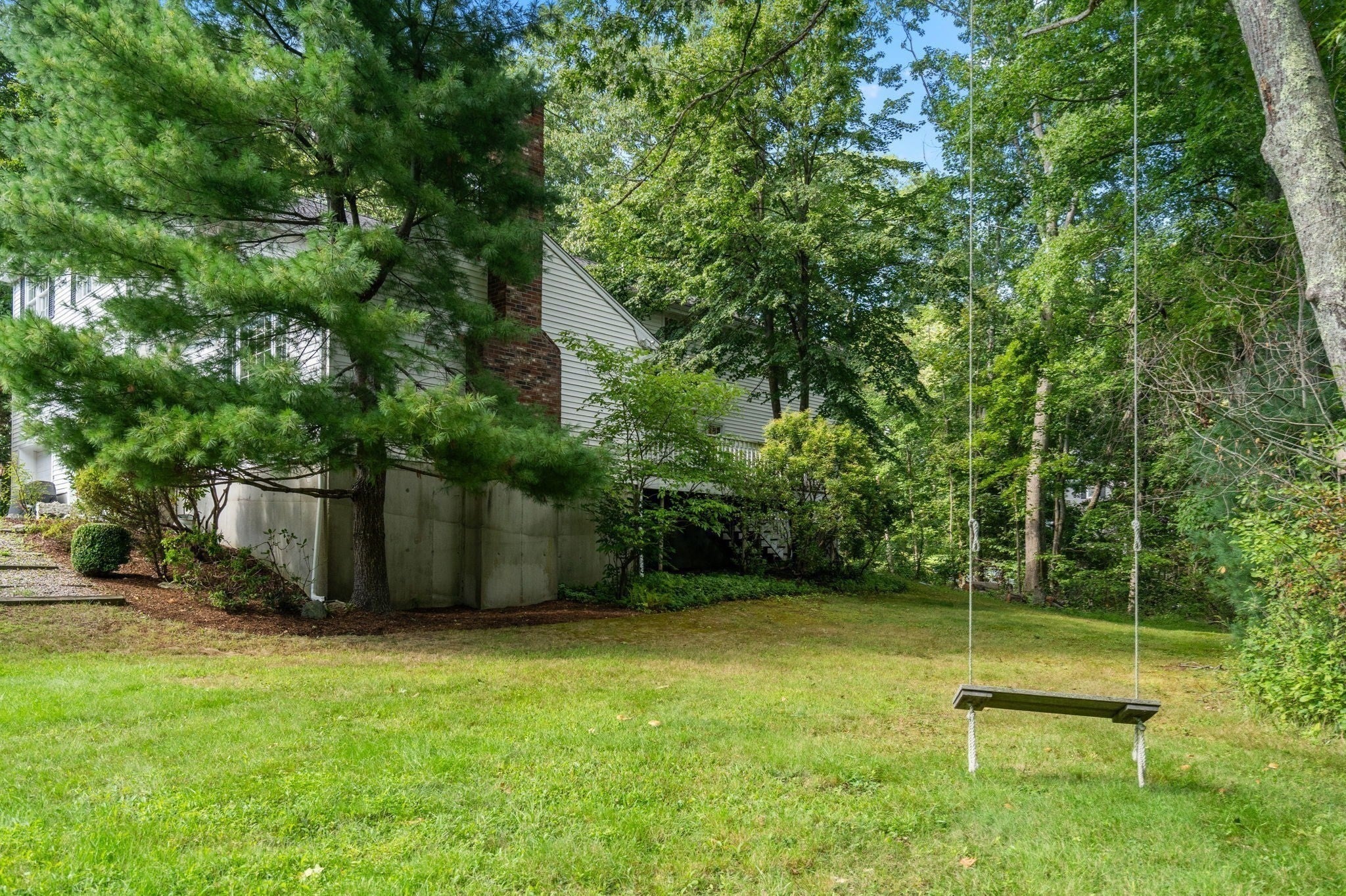 10 Circle Dr, Dover, MA Photo #36