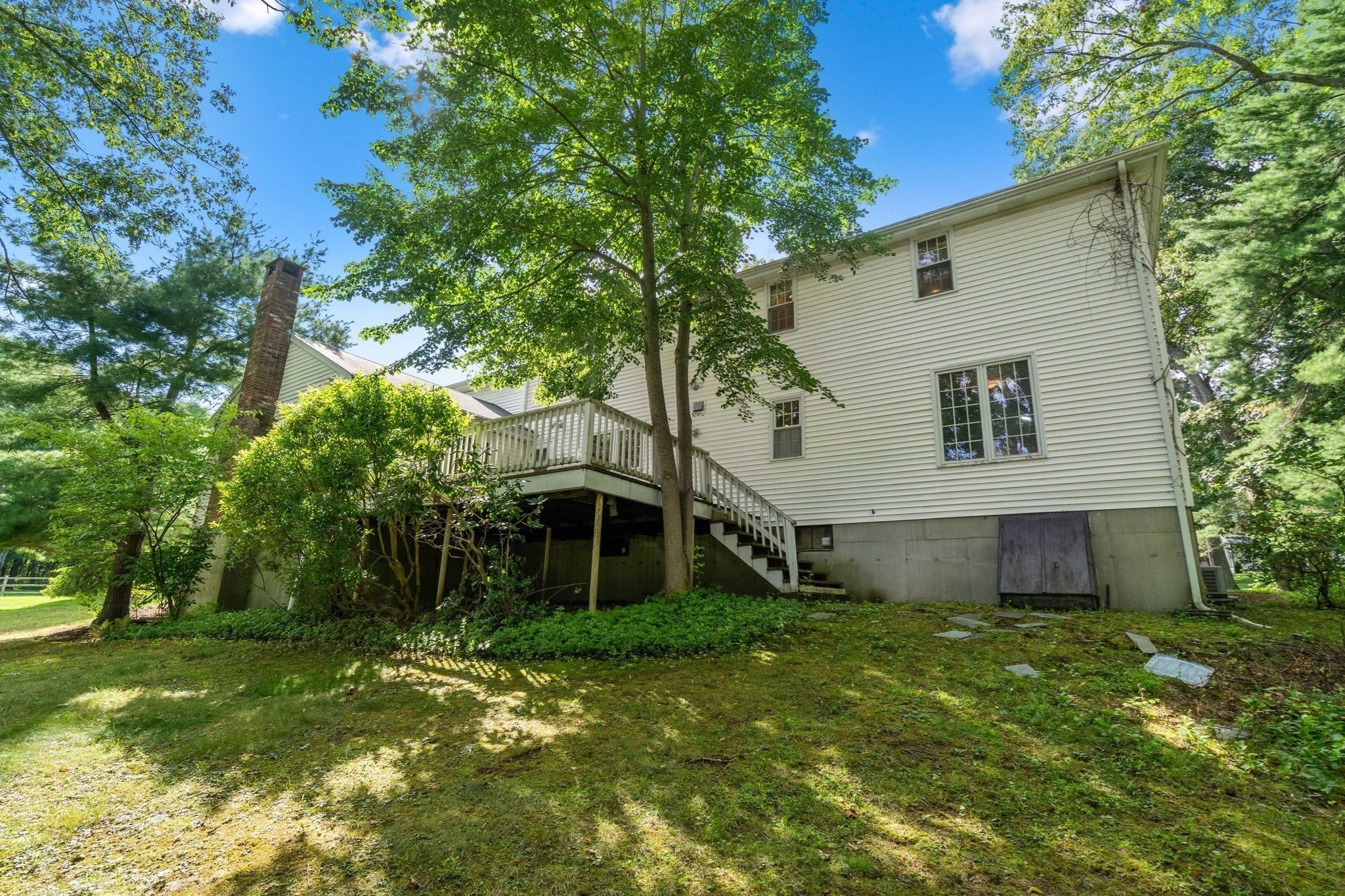 10 Circle Dr, Dover, MA Photo #37