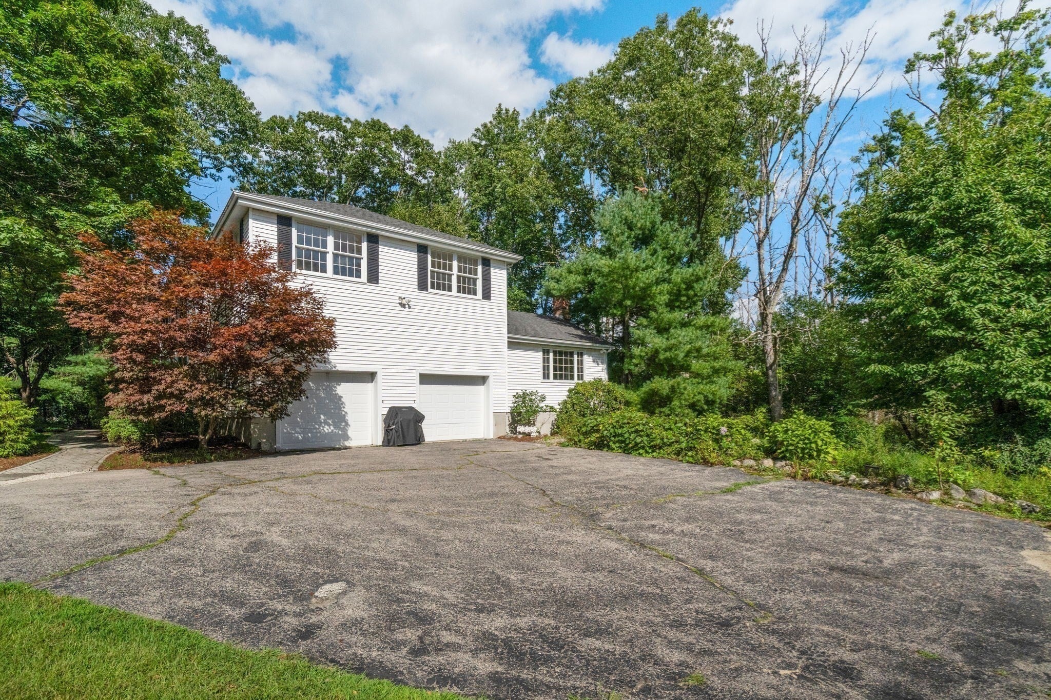 10 Circle Dr, Dover, MA Photo #32