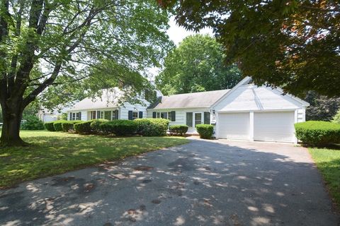 41 Russell Rd Framingham MA 01702