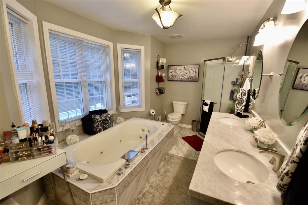 5 White Birch Dr, West Brookfield, MA, 5 White Birch Dr, West Brookfield, MA Photo #20
