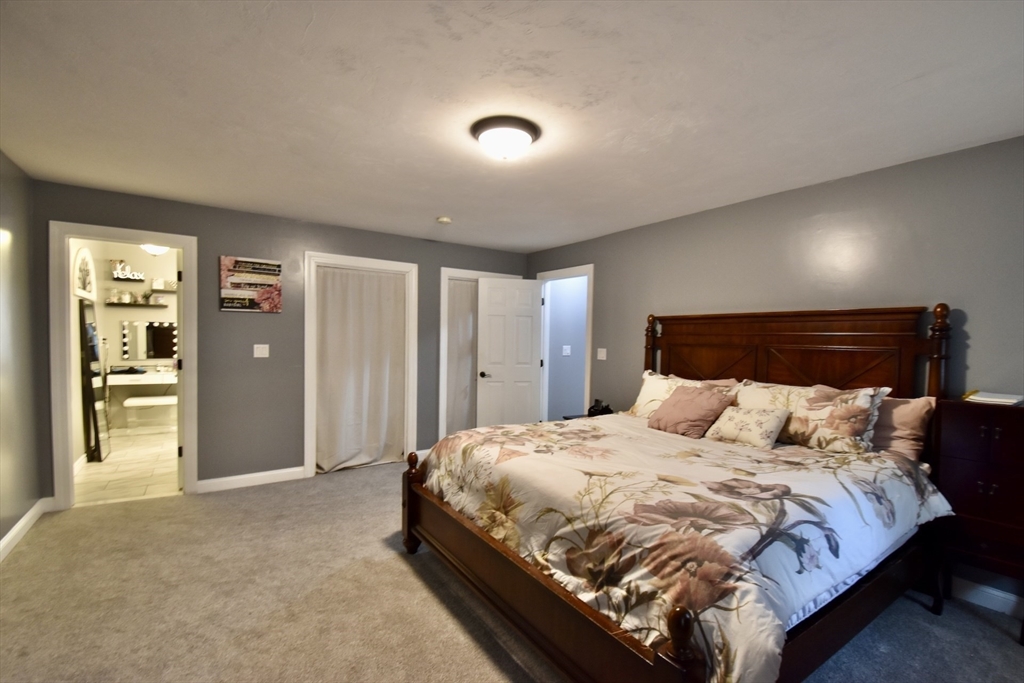 5 White Birch Dr, West Brookfield, MA, 5 White Birch Dr, West Brookfield, MA Photo #19