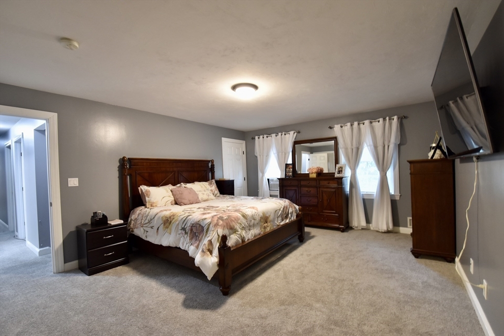 5 White Birch Dr, West Brookfield, MA, 5 White Birch Dr, West Brookfield, MA Photo #18