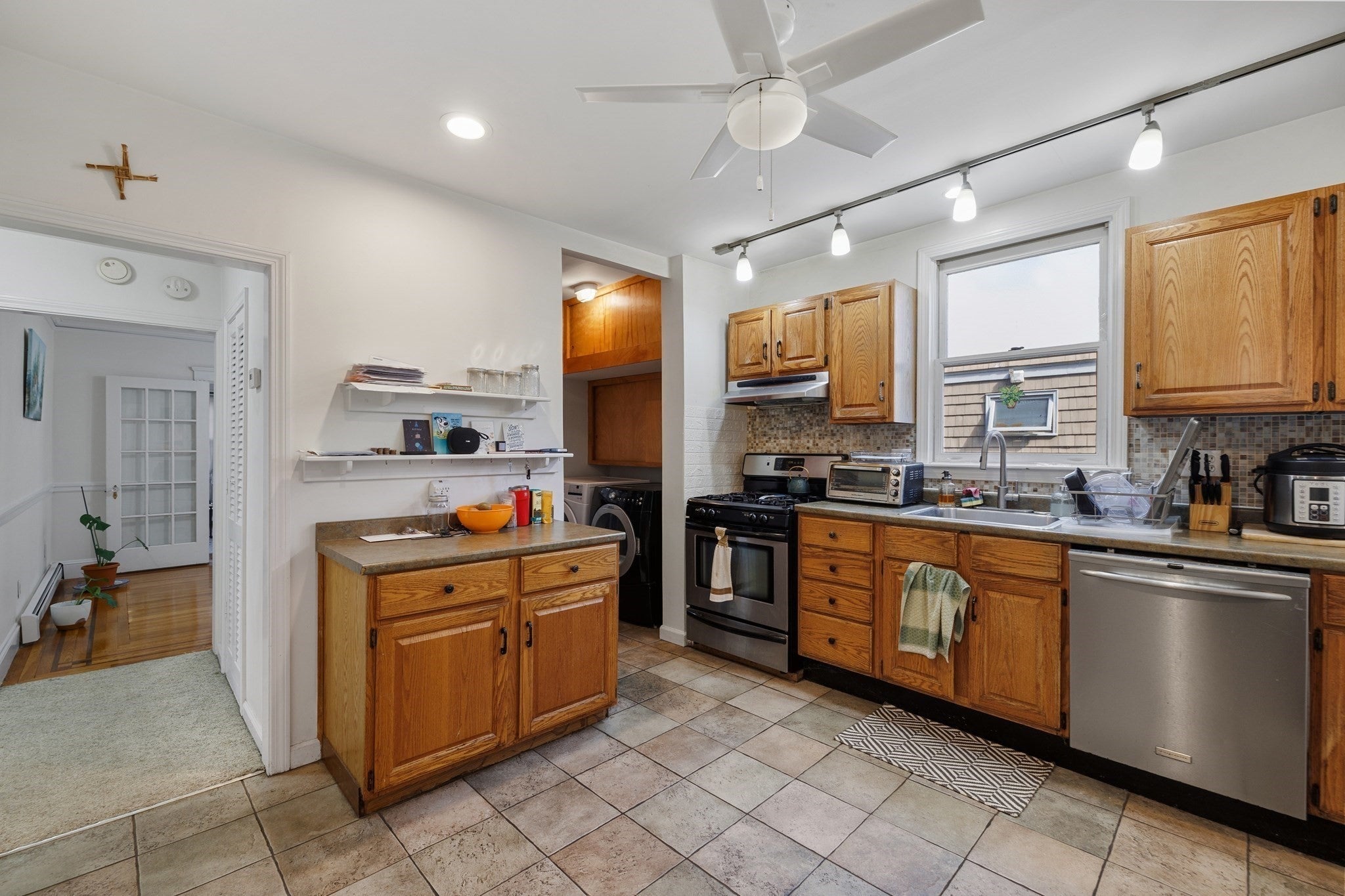 5-6 Seagrave Rd.