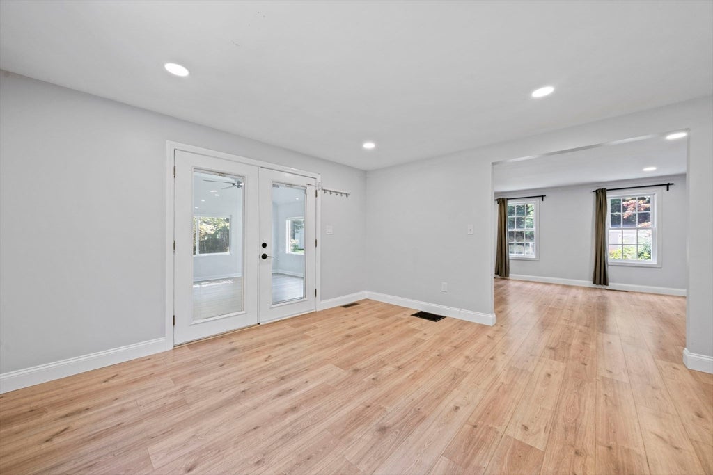 379 West Washington Street, Hanson, MA, 379 West Washington Street, Hanson, MA Photo #8