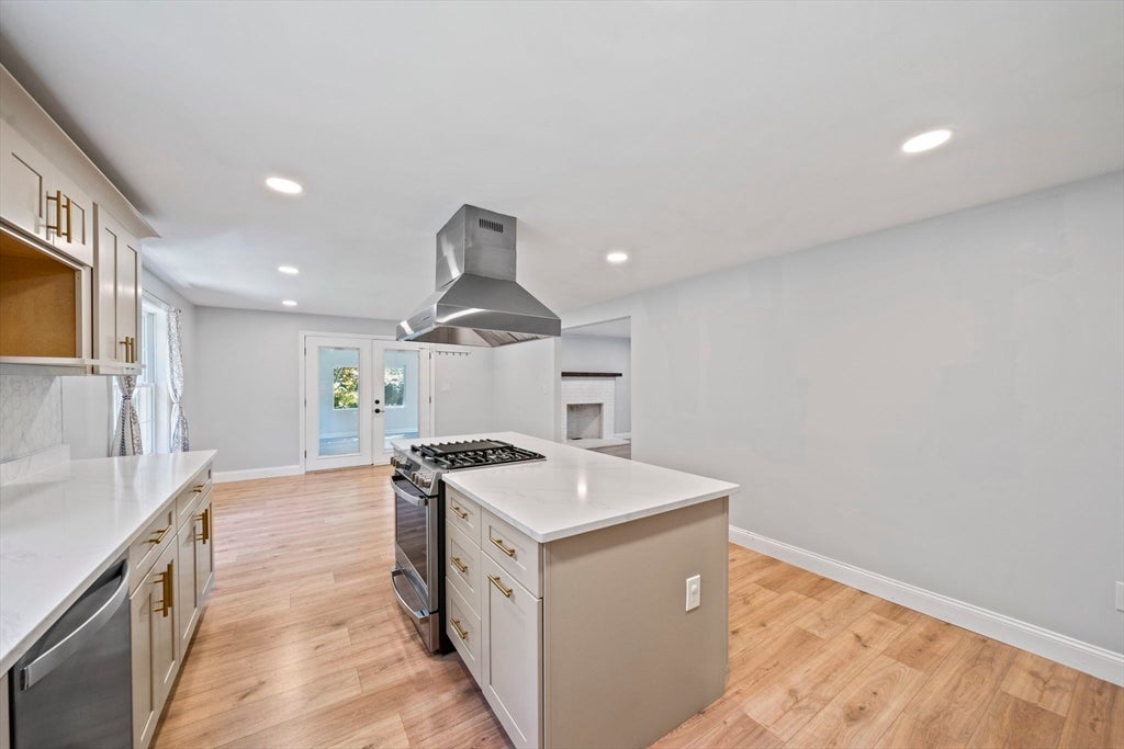 379 West Washington Street, Hanson, MA, 379 West Washington Street, Hanson, MA Photo #6