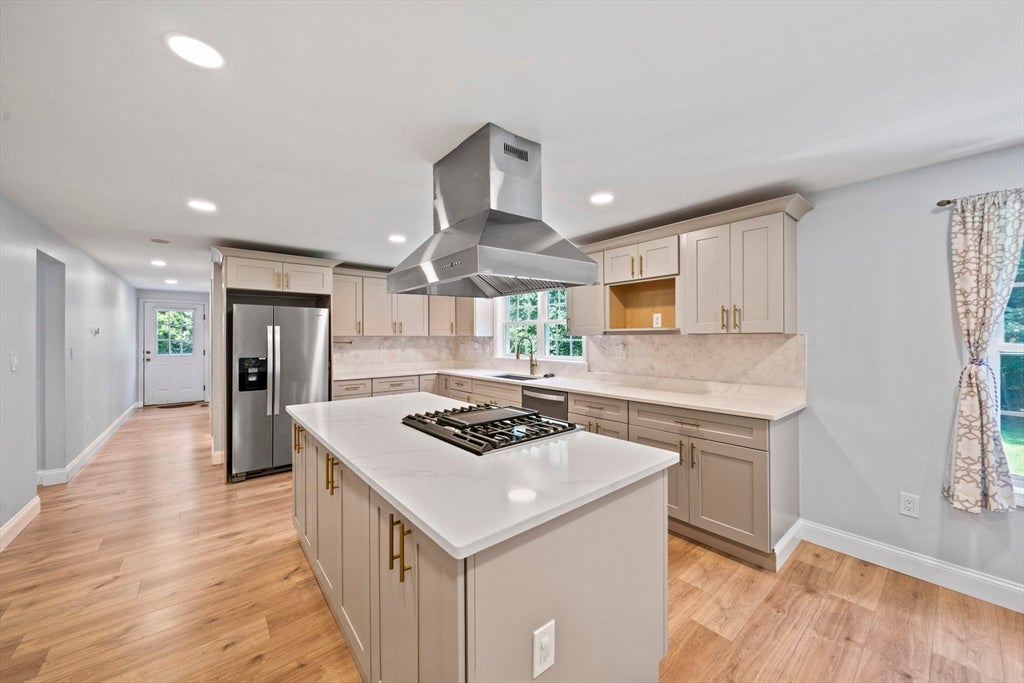 379 West Washington Street, Hanson, MA, 379 West Washington Street, Hanson, MA Photo #3