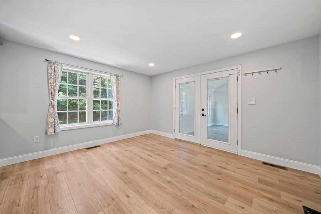 379 West Washington Street, Hanson, MA, 379 West Washington Street, Hanson, MA Photo #10