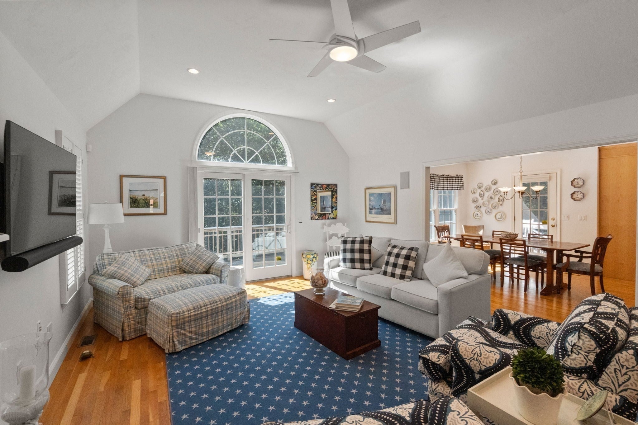 7 Menemsha Way
