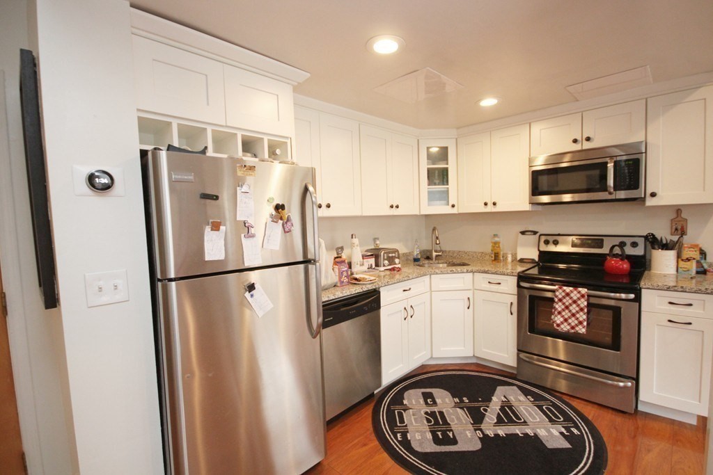 21 Linden St 318
