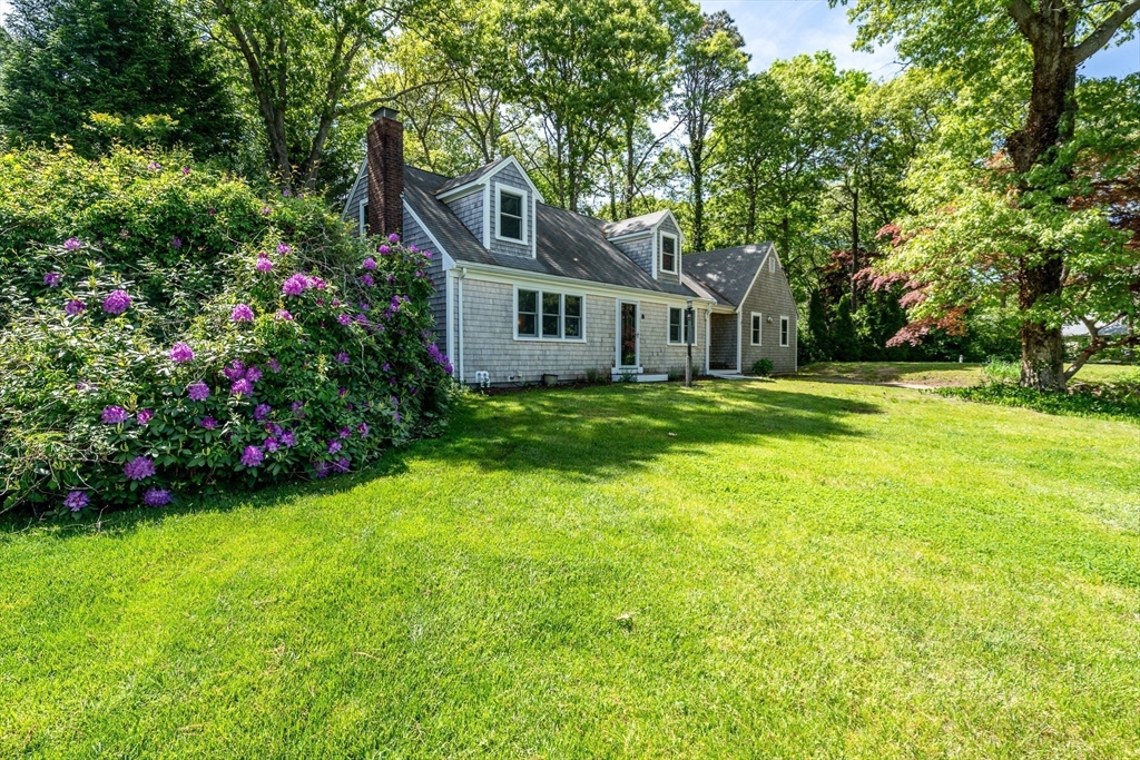 52 Ellis Cir