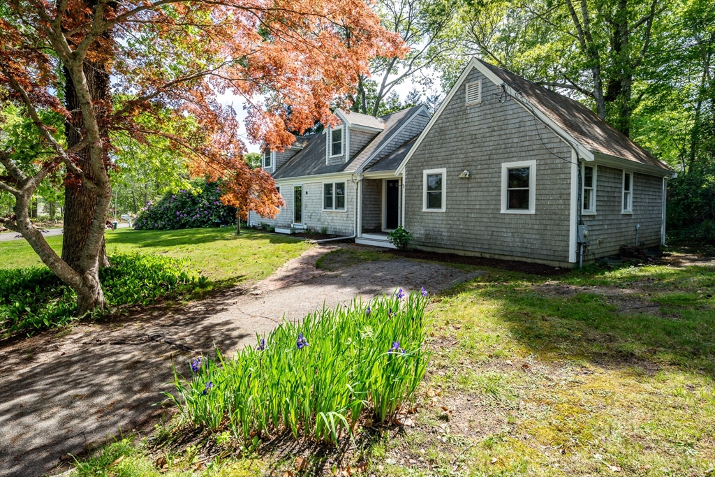 52 Ellis Cir