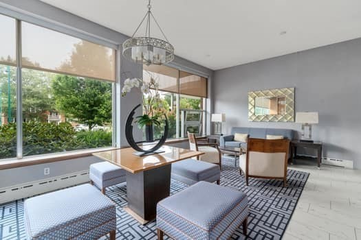 20 Hammond Pond Pkwy 602