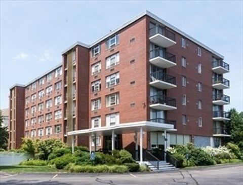 Photo of 20 Hammond Pond Pkwy #602, Newton, MA 02467 (MLS # 73466455)