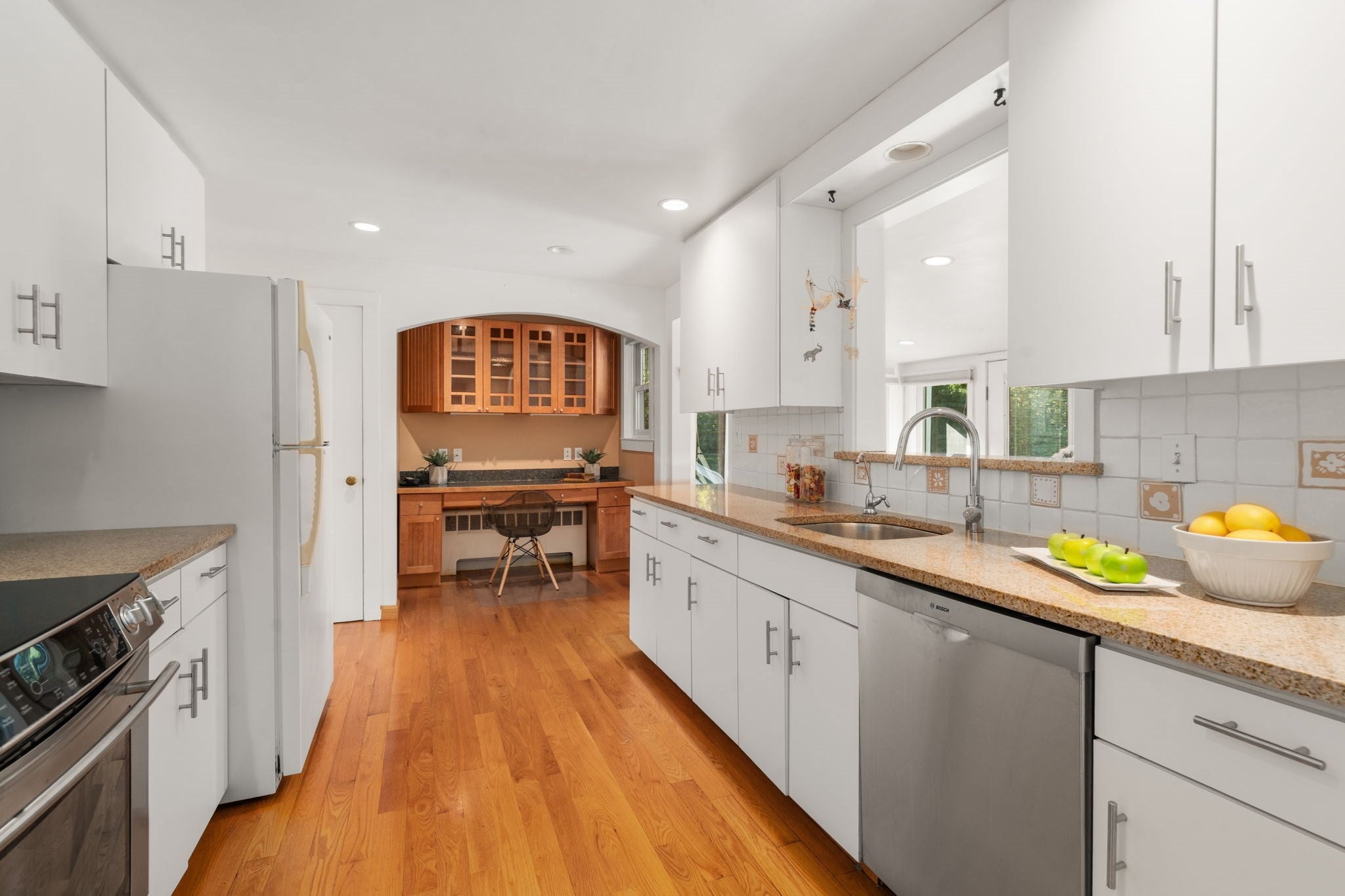 16 Stanley Road, Newton, MA, 16 Stanley Road, Newton, MA Photo #10
