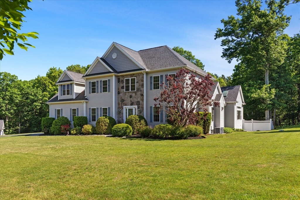 71 Silver Fox Rd