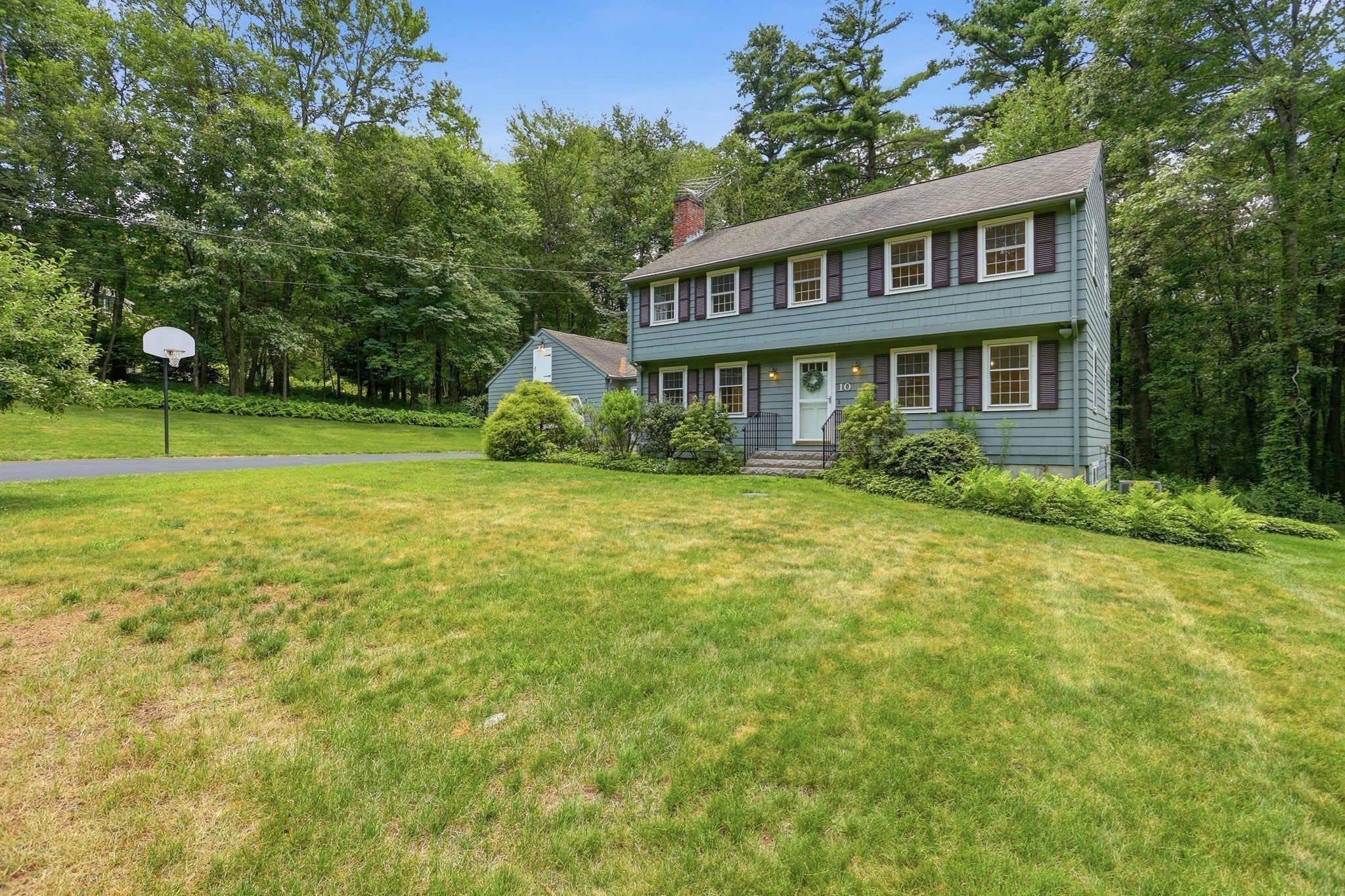 10 Beaver Dam Dr